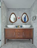 Sea Containers London