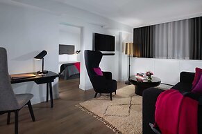 Sea Containers London