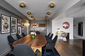 Sea Containers London