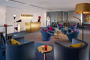 Sea Containers London