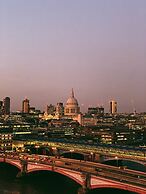 Sea Containers London