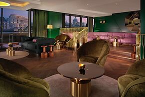 Sea Containers London