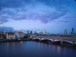 Sea Containers London