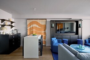 Sea Containers London