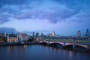 Sea Containers London