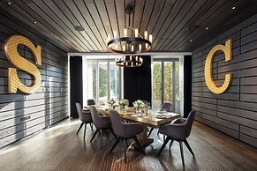 Sea Containers London