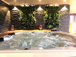 Ionian Eye Design Studios & Spa