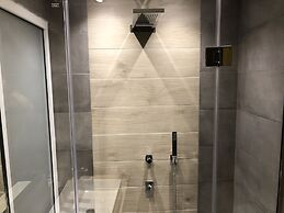 Ionian Eye Design Studios & Spa