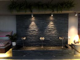 Ionian Eye Design Studios & Spa