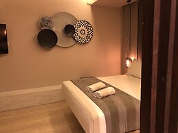 Ionian Eye Design Studios & Spa