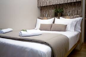 Ionian Eye Design Studios & Spa