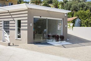 Ionian Eye Design Studios & Spa