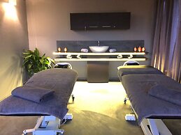 Ionian Eye Design Studios & Spa