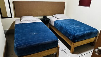 Hotel 1973
