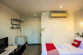 OYO 437 Hostel Na Nara