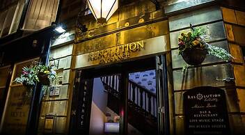 Resolution Hotel