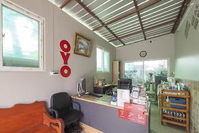 OYO 471 Sunshine Apartment