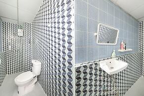 OYO 471 Sunshine Apartment