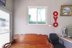 OYO 471 Sunshine Apartment