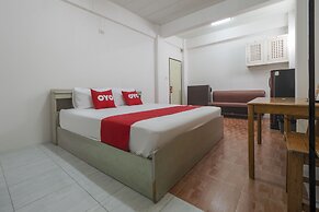 OYO 471 Sunshine Apartment