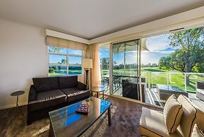 The Sebel Swan Valley The Vines