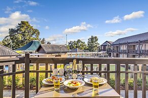 The Sebel Swan Valley The Vines