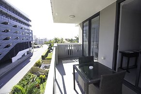 Gladstone Central Plaza