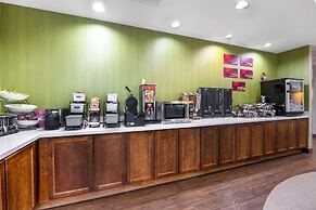 Best Western Plus Patterson Park Inn