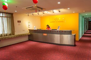 Lucky 11 Hotel