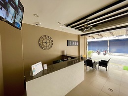 The Little Moon Residence