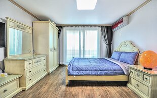 Sokcho Esher House Pension