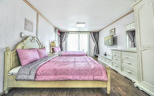 Sokcho Esher House Pension