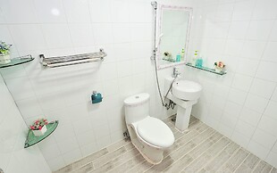 Sokcho Esher House Pension