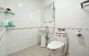 Sokcho Esher House Pension