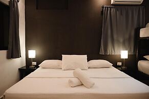 Che Playa Hostel & Bar