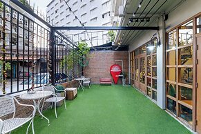 At Hua Lamphong Hotel - Hostel