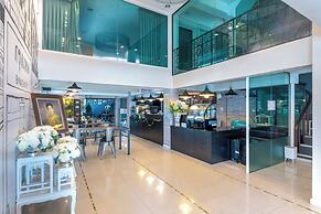 At Hua Lamphong Hotel - Hostel