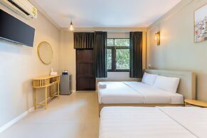 At Hua Lamphong Hotel - Hostel