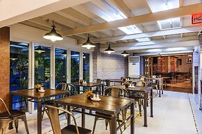 At Hua Lamphong Hotel - Hostel