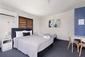 Tin Can Bay's Sleepy Lagoon Motel