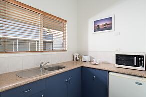 Tin Can Bay's Sleepy Lagoon Motel