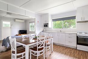 Tin Can Bay's Sleepy Lagoon Motel