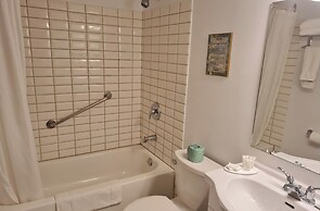 The Inn at Lock Seven