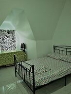 Chinatown Travellers Home