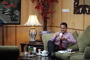 Rocky Plaza Hotel Padang