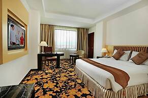 Rocky Plaza Hotel Padang
