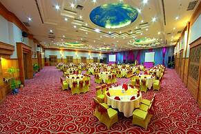 Rocky Plaza Hotel Padang