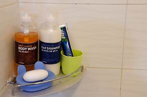 Busan Suk Bak Dot Com Guest House - Hostel