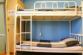 Busan Suk Bak Dot Com Guest House - Hostel