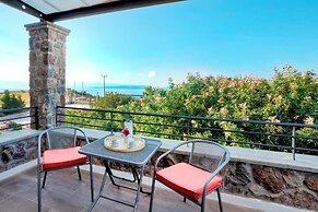 Marini Luxury Apartments and Suites
